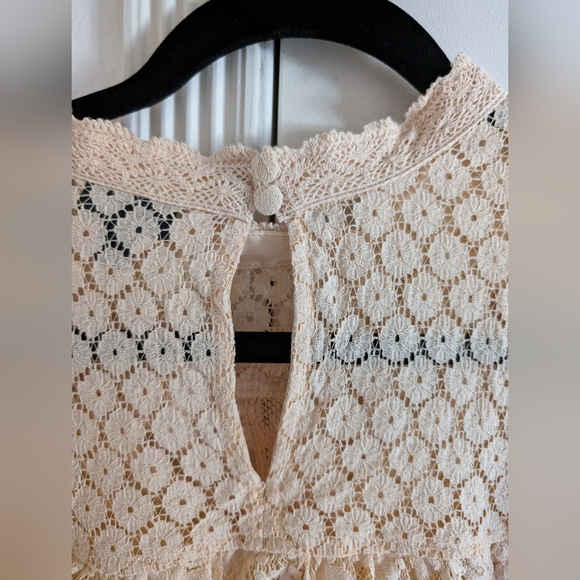 Torrid Ivory Lace Blouse - Picture 3 of 4
